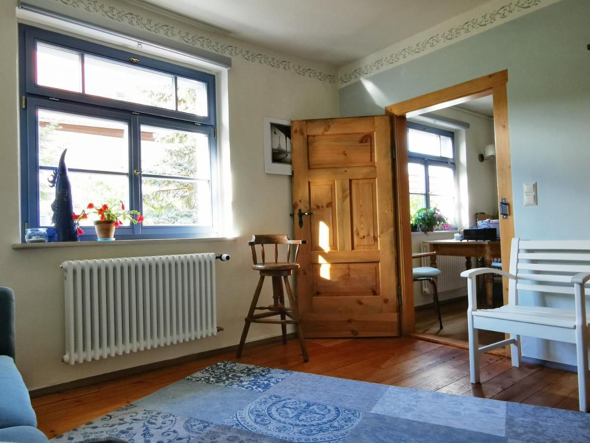 Charmantes Apartment Siebenschlaefer - Ferienwohnung Cafe 7 Weida エクステリア 写真