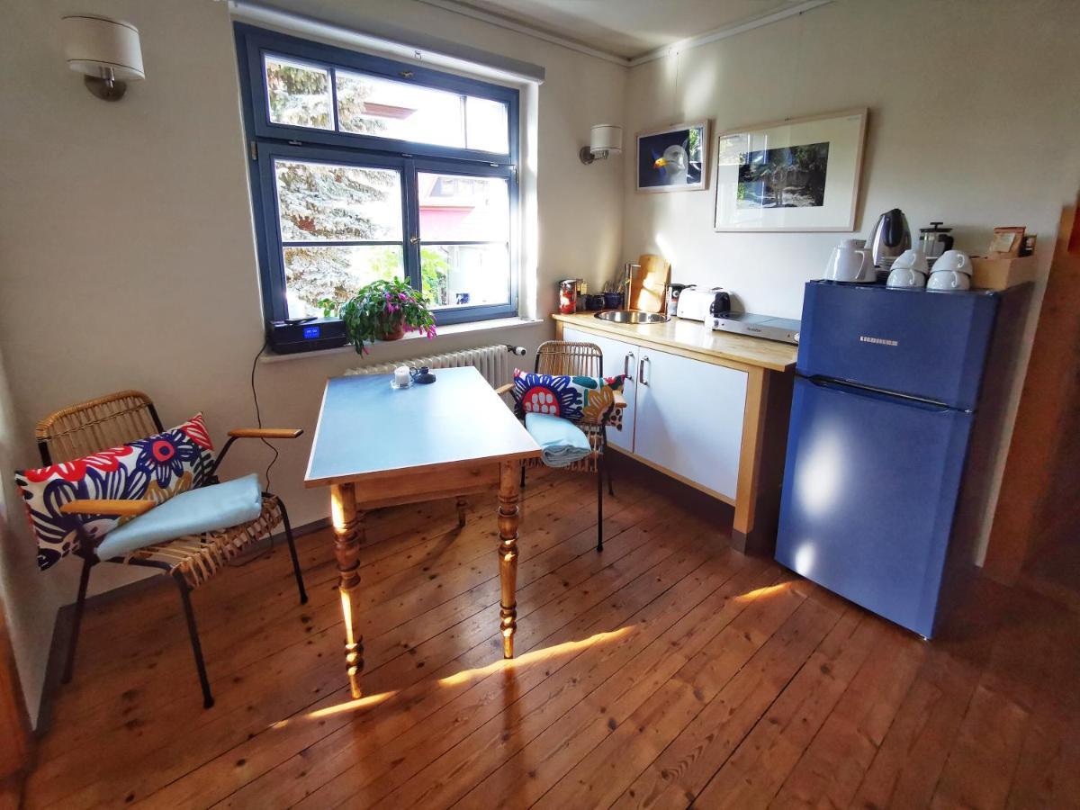 Charmantes Apartment Siebenschlaefer - Ferienwohnung Cafe 7 Weida エクステリア 写真
